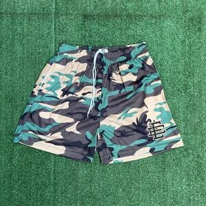 EE Shorts